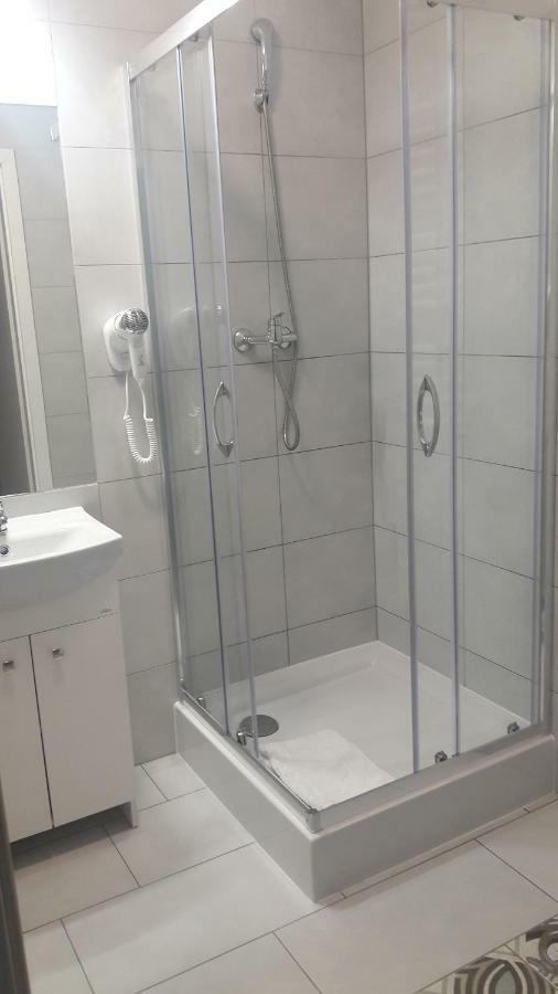 Zyczliwa Centrum Konferencyjno-Sportowe Wroclaw Bagian luar foto